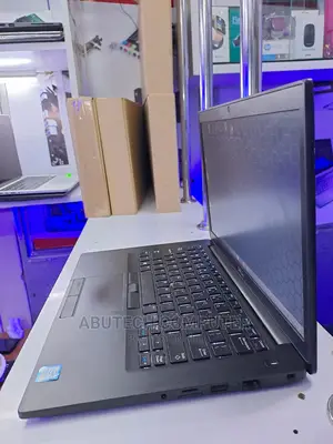 Laptop Dell Latitude 7490 16GB Intel Core I7 SSD 512GB