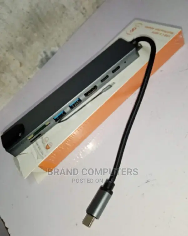 8-in-1 USB-C Hub