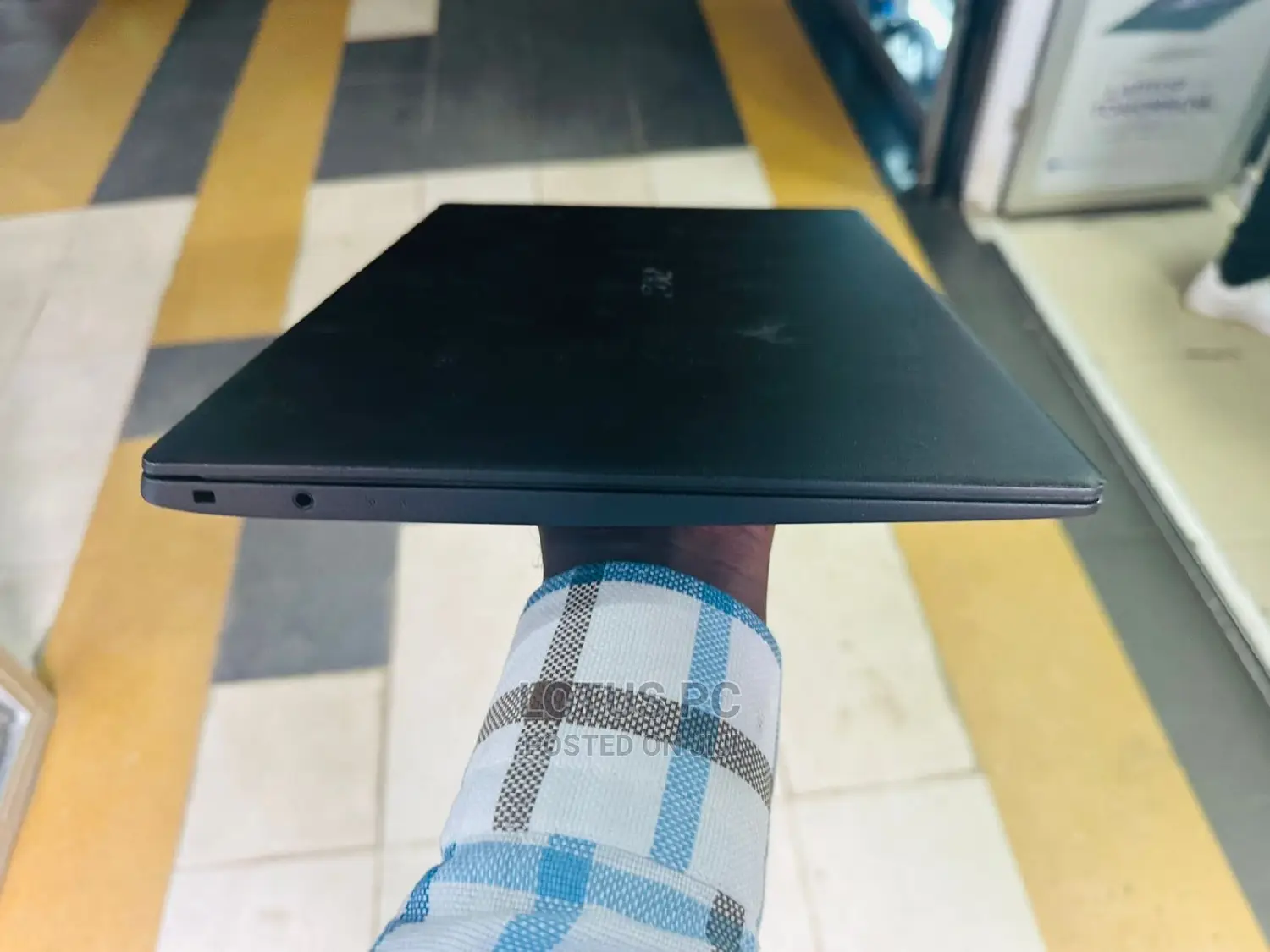 Laptop Acer TravelMate X514-51 8GB Intel Core I5 SSD 256GB