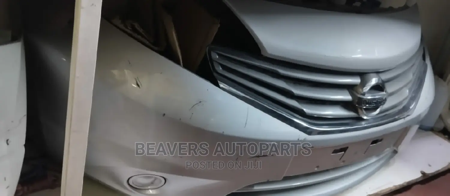 Nissan Note 2012-2015 Nosecut