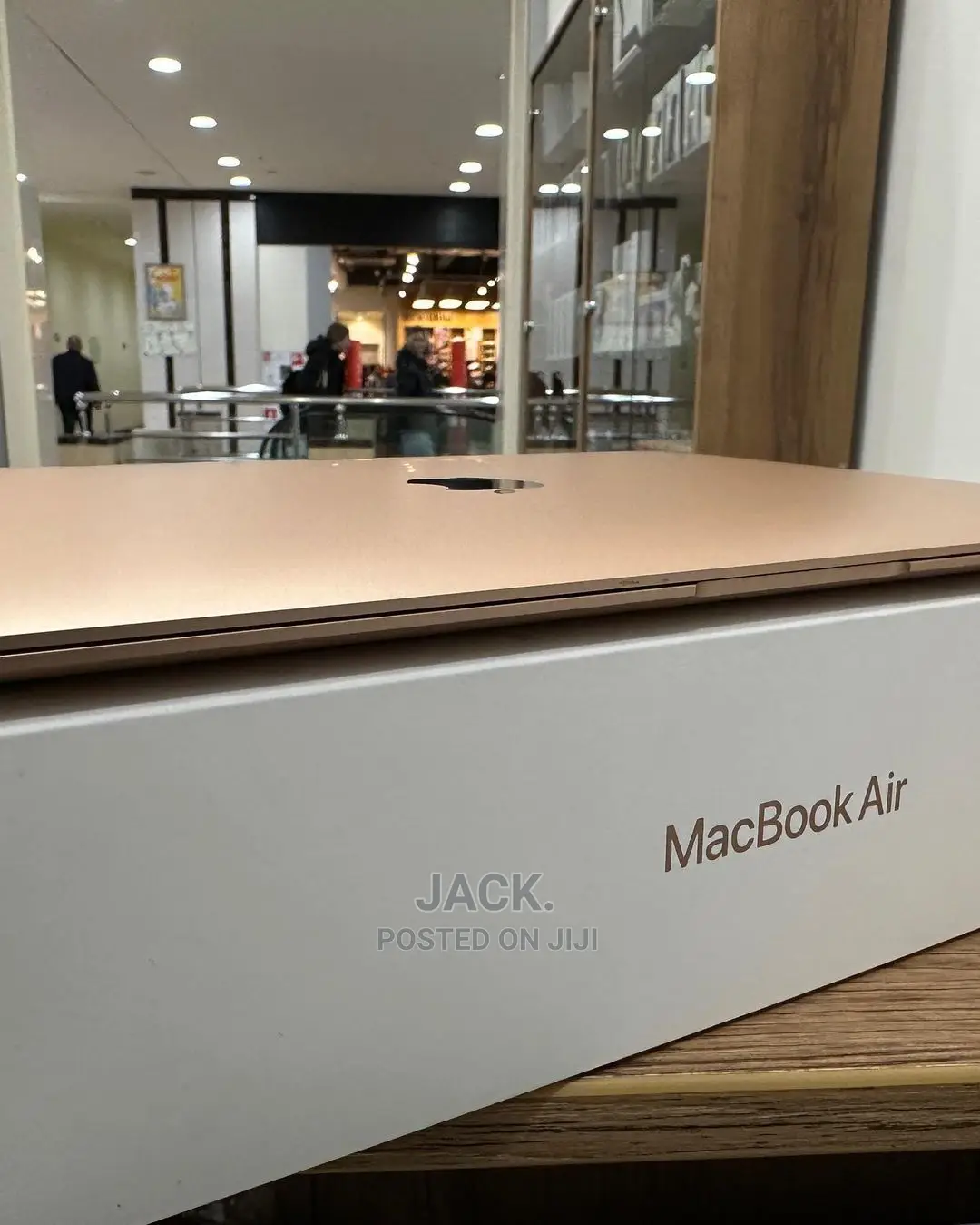 Laptop Apple MacBook Air 2020 8GB Apple M1 SSD 256GB