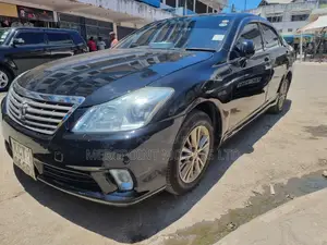 Toyota Crown 2012 Blue