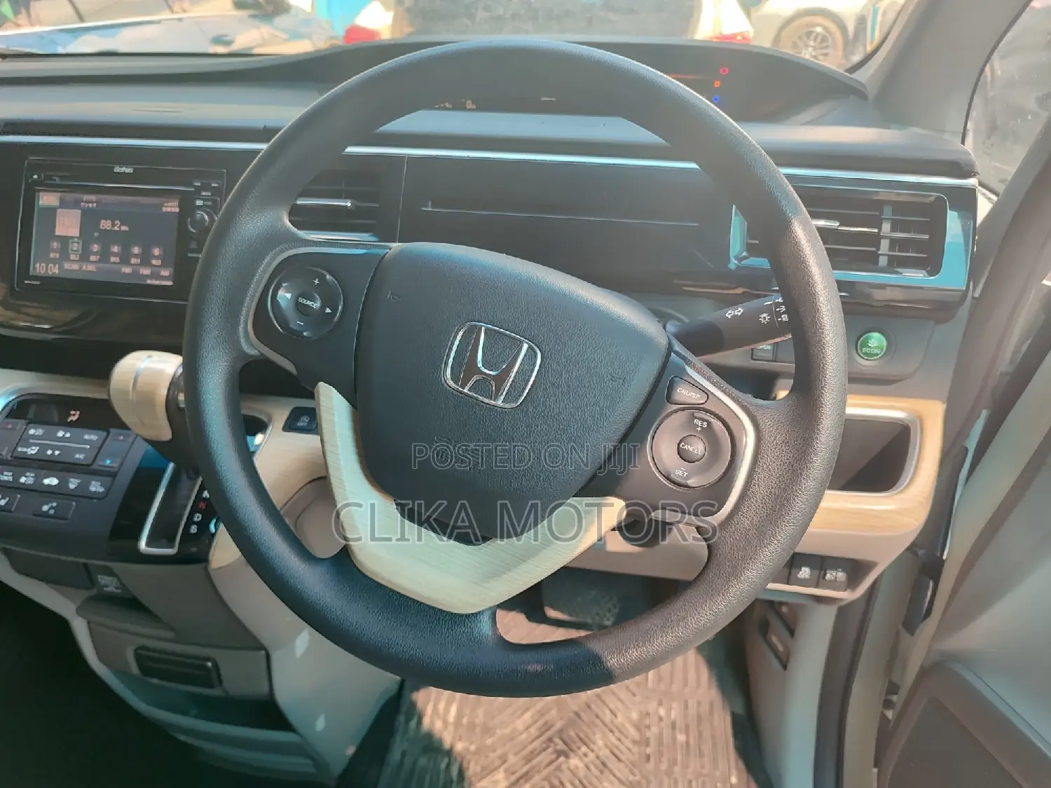 Honda Stepwgn 2016 White