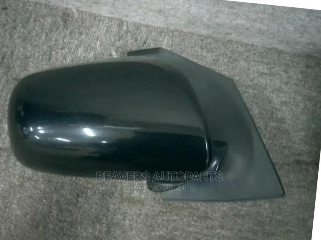 Fielder/Axio 2007-2010 Side Mirror Without Indicator