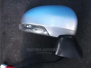 Ractis 2010-2017 Side Mirror