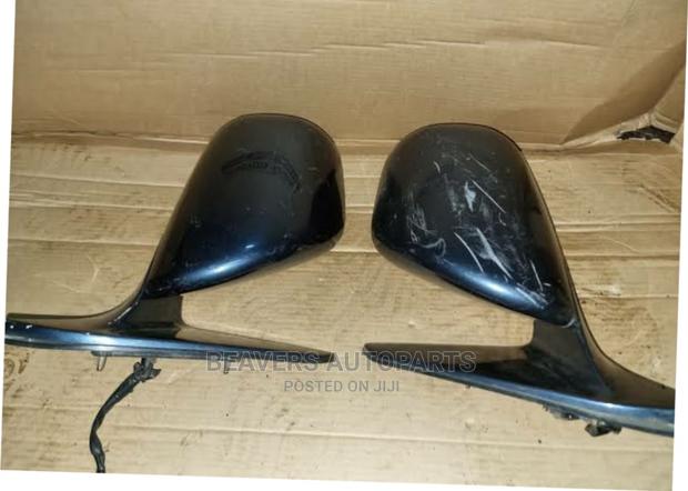 Prado 120 Side Mirror - main view