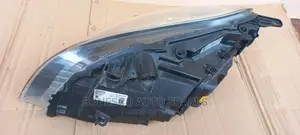 Volvo V40 Right Xenon Headlight Assembly
