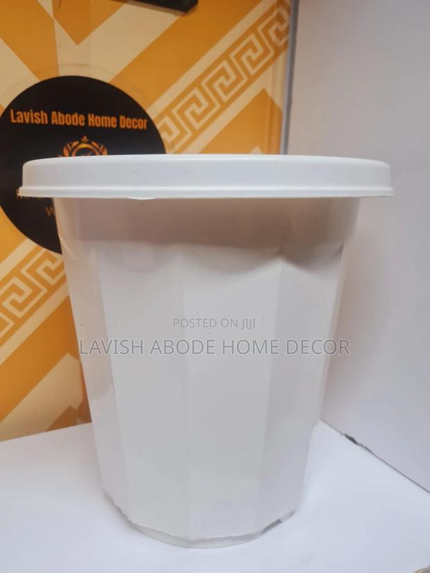 White Circular Planter Plant Pots