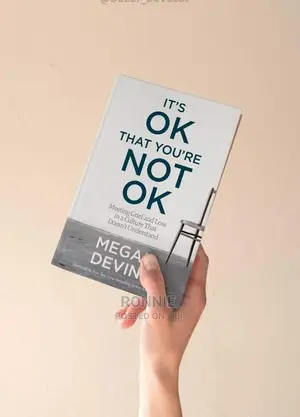 It’S OK That You’Re Not OK Book by Megan Devis