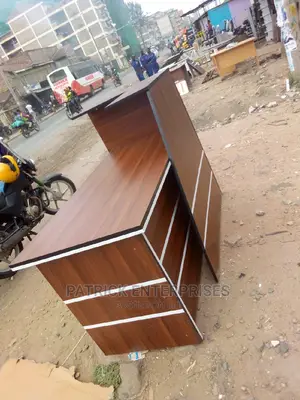 Executive Morden Reception Desk 1.6 MTRS