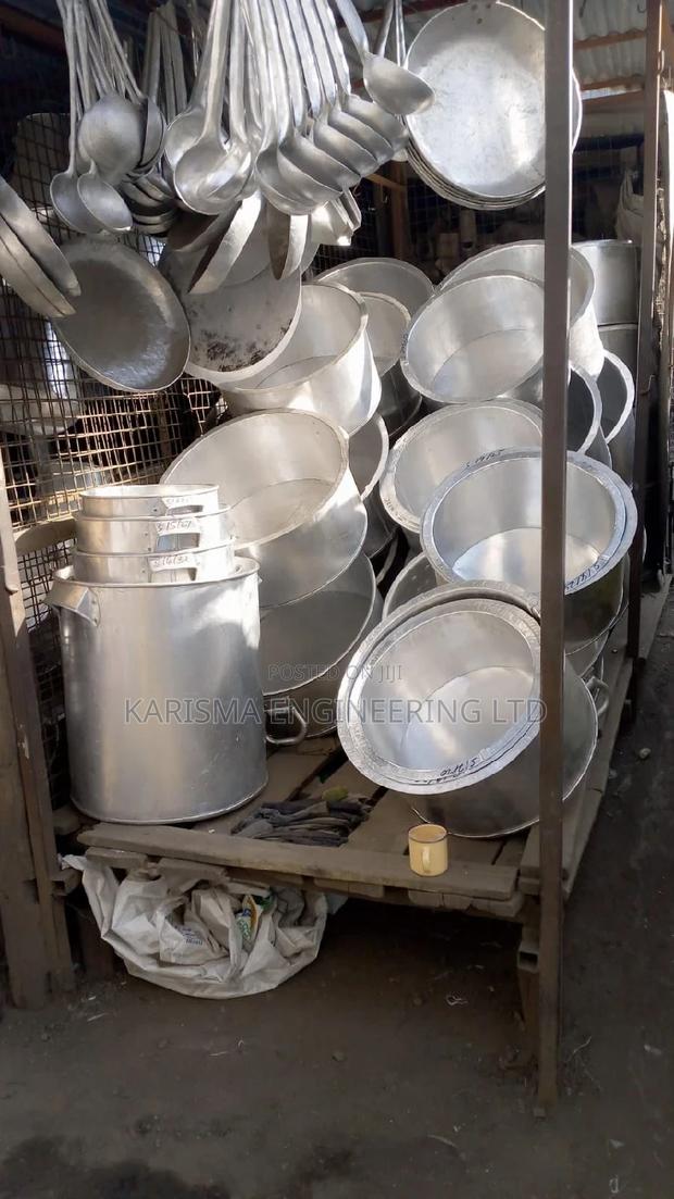 Cooking Pots Sufurias All Sizes - main view