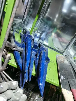Mattock Metallic