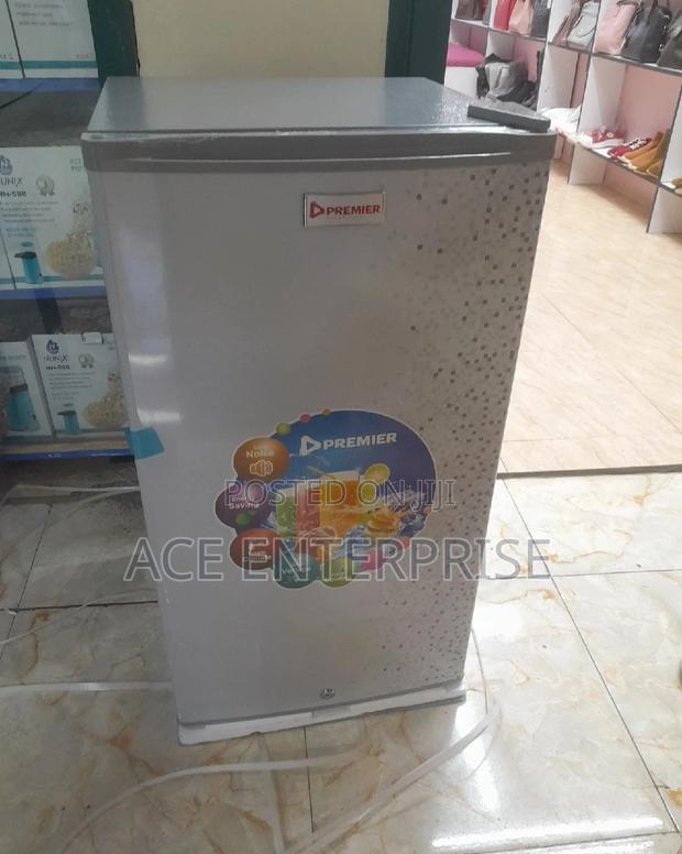 Premier 90L Fridge Single Door