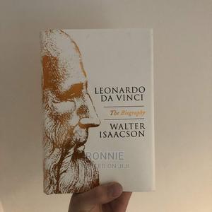 Leonardo Da Vinci Book by Walter Isaacson - main view