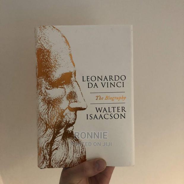 Leonardo Da Vinci Book by Walter Isaacson