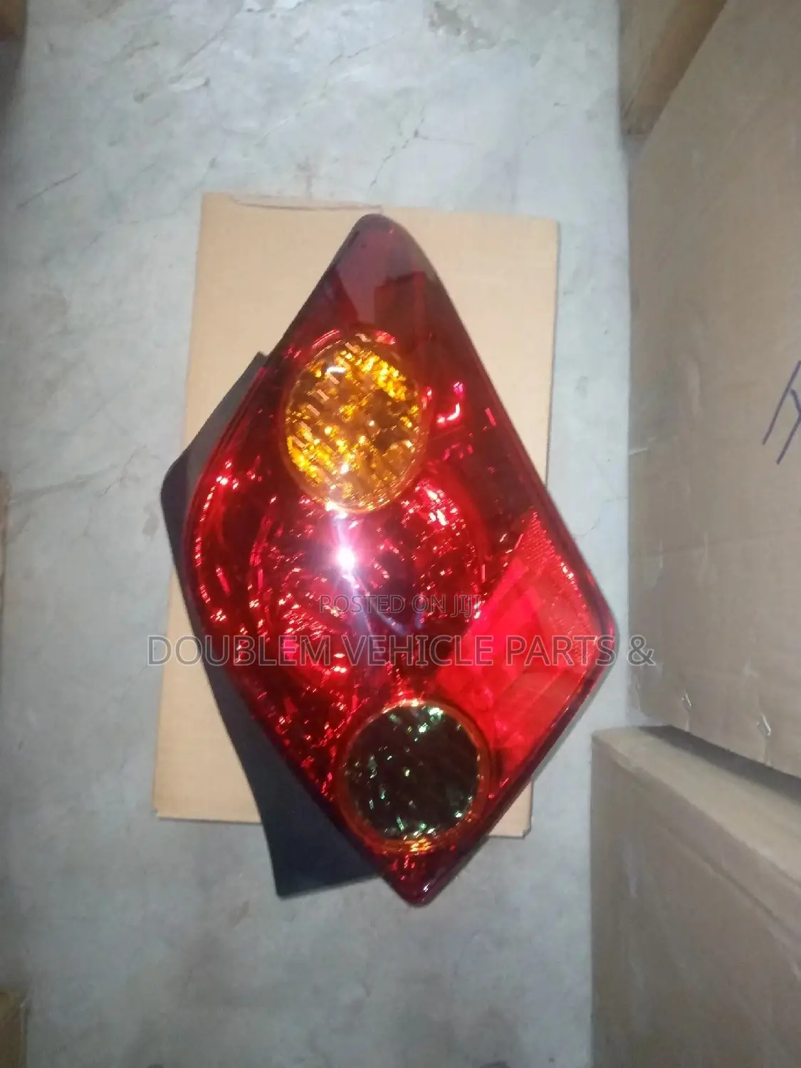 Tail Lamp Toyota IST 2005