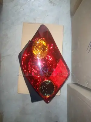 Tail Lamp Toyota IST 2005