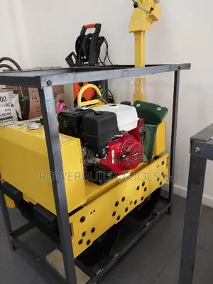 Honda Single Drum Pedestrian Roller