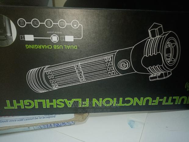 Multifunctional Flashlight Torch - thumbnail 2