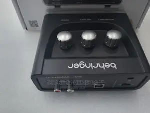 Behringer UM2 Sound Card