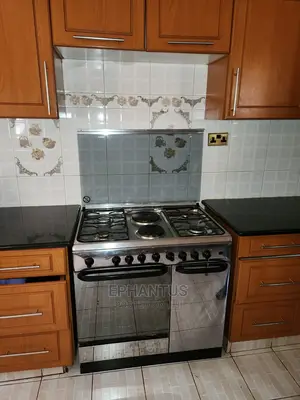 6 Bedroom With a Compound Nyeri