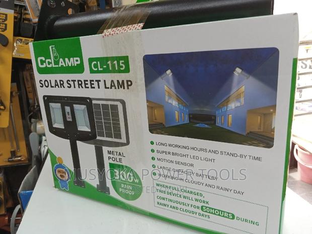 300 Watts Double Sided Solar Street Light - thumbnail 2