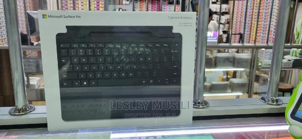 Microsoft Surface Pro 8/Surface Pro X Signature Keyboard - thumbnail 2