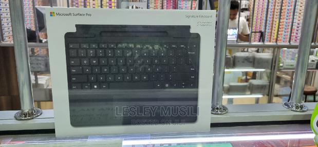 Microsoft Surface Pro 8/Surface Pro X Signature Keyboard - thumbnail 3