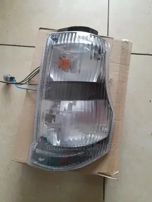 Corner Lamp 4;3 NQR/Isuzu