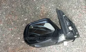 Honda CR-V RM1 Side Mirror