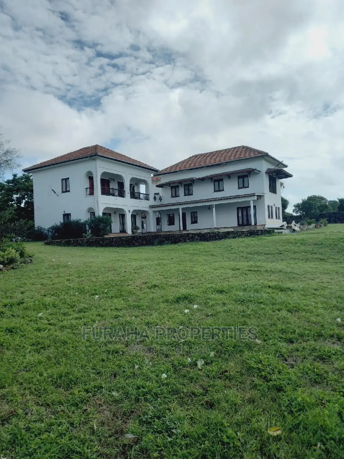 6bdrm Mansion in Shanzu for Sale