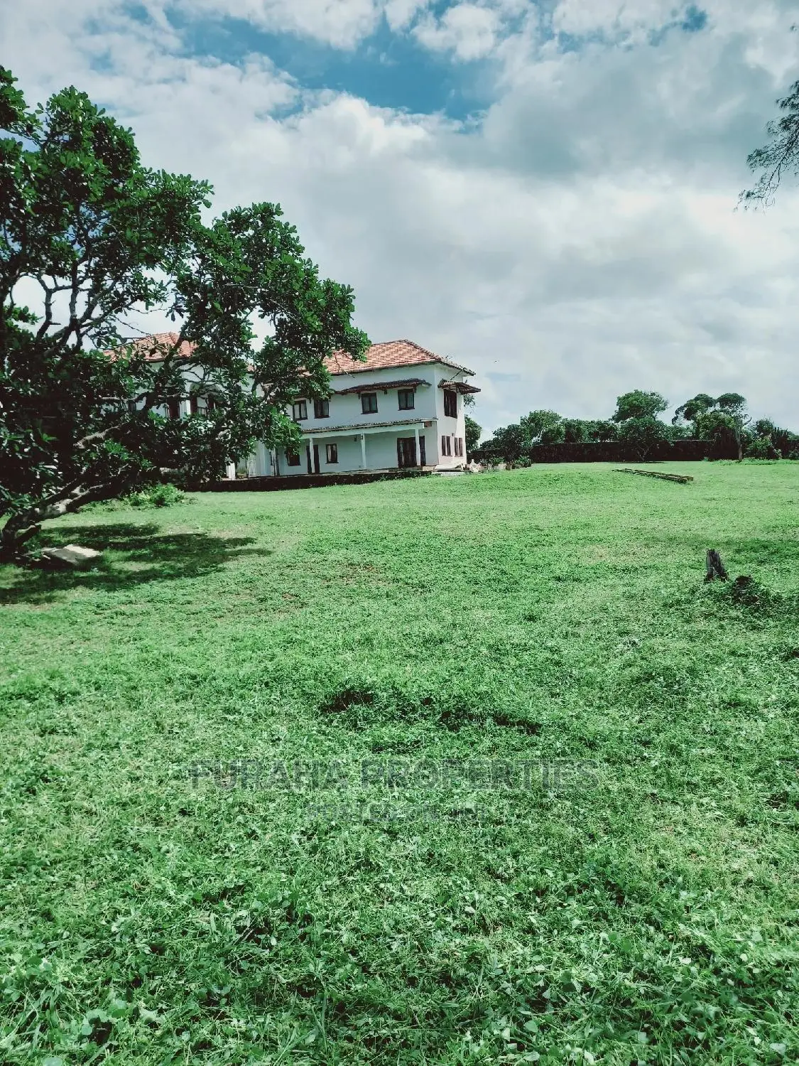 6bdrm Mansion in Shanzu for Sale