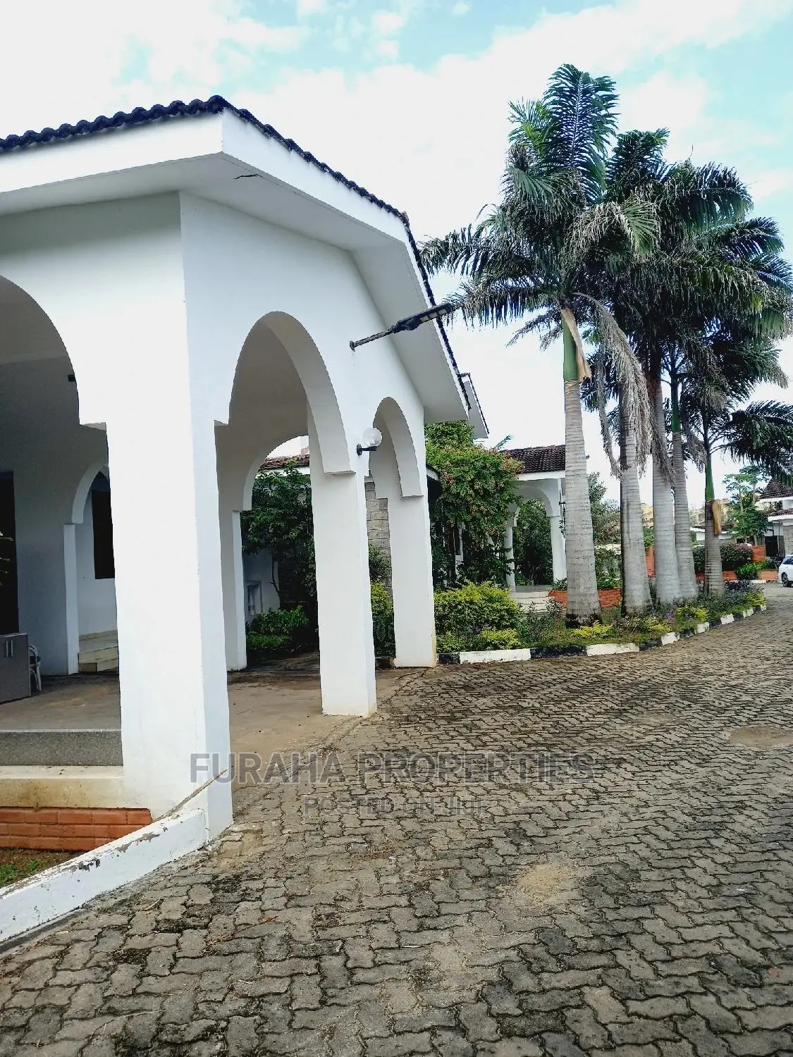 5bdrm Mansion in Shanzu for Sale