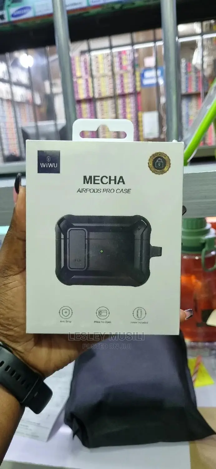 Mecha Airpods Pro Case