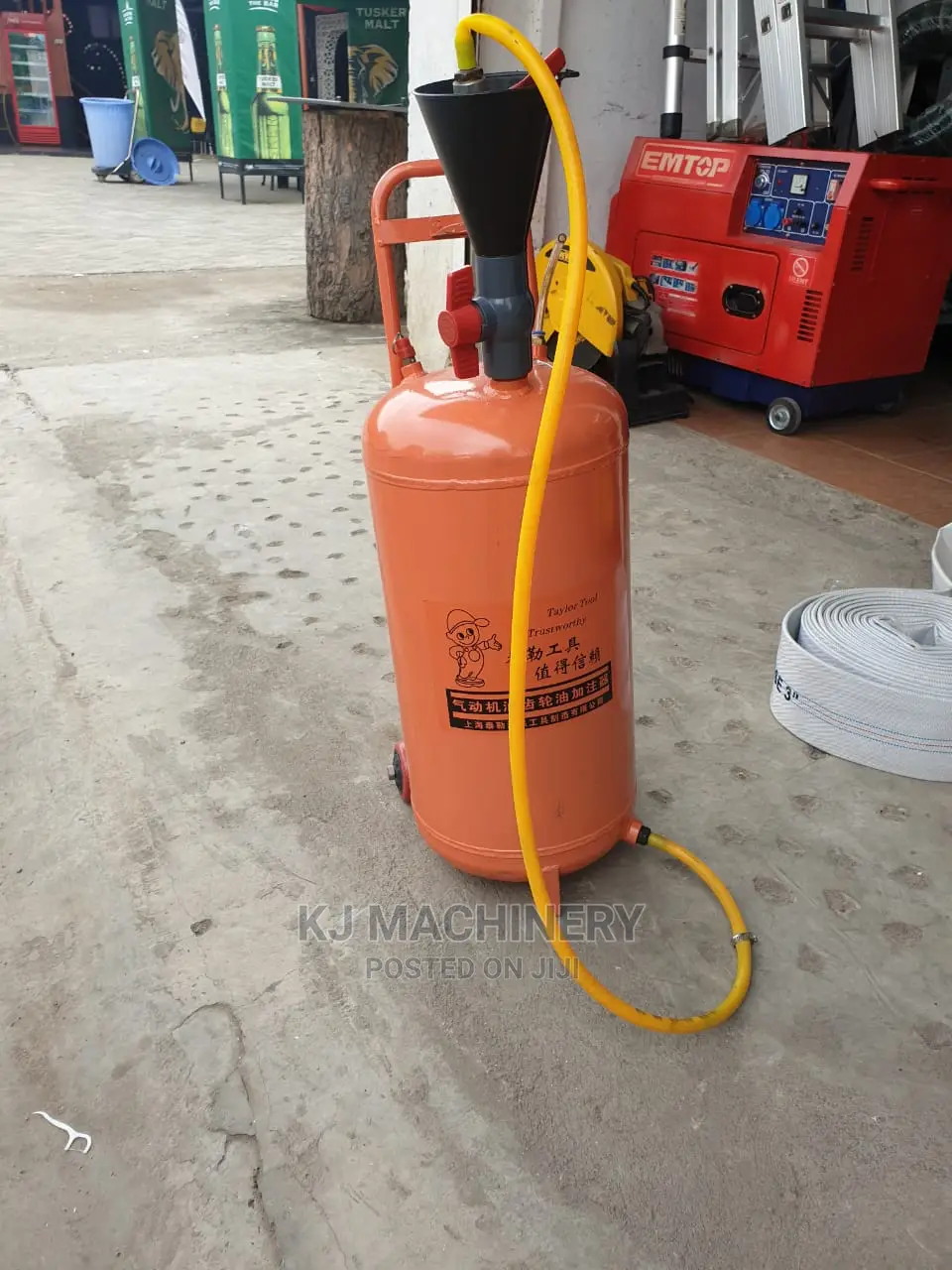 Gear Oil Bucket