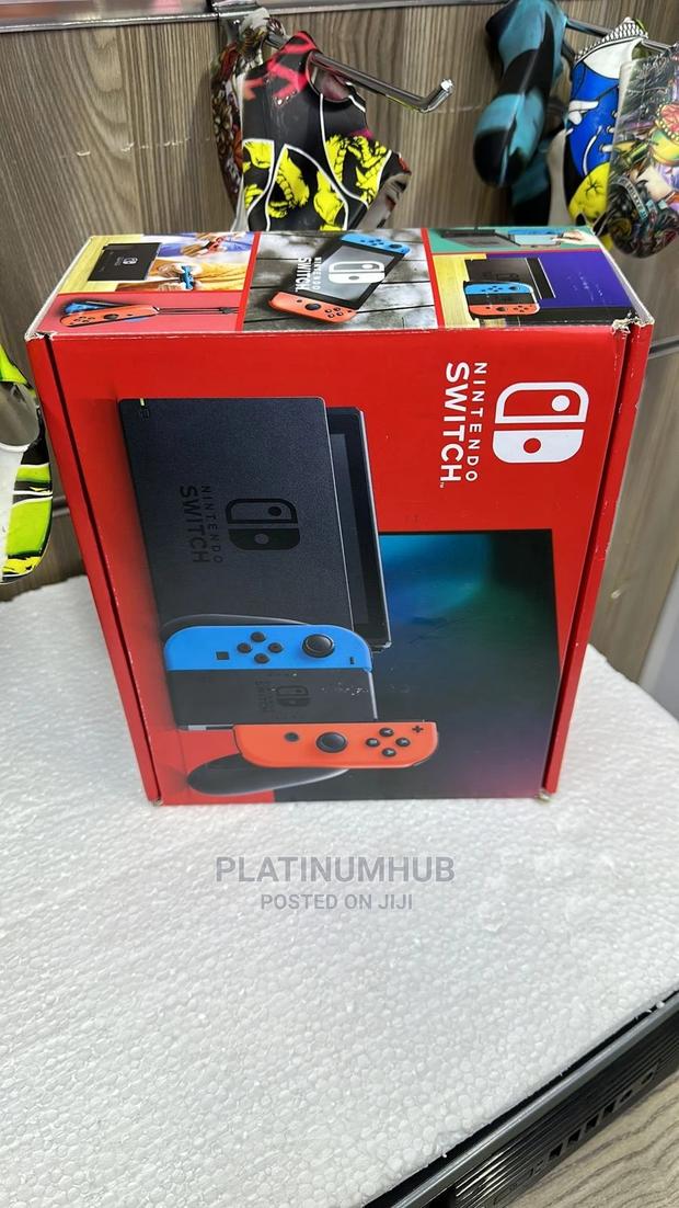 Nintendo Switch - thumbnail 2