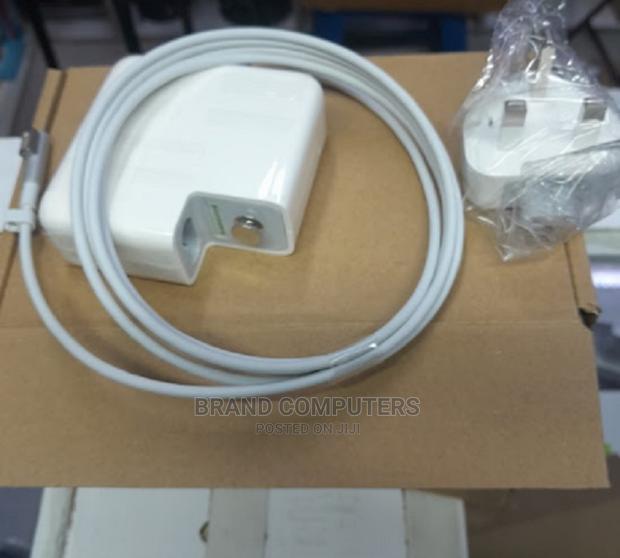 Apple 60W Magsafe Power Adapter (For Macbook ) - main view