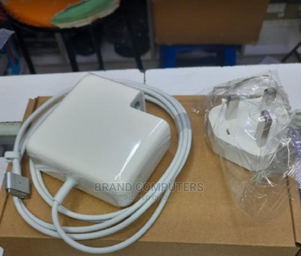 Macbook 45w-T Shape Replacement Charger - main view