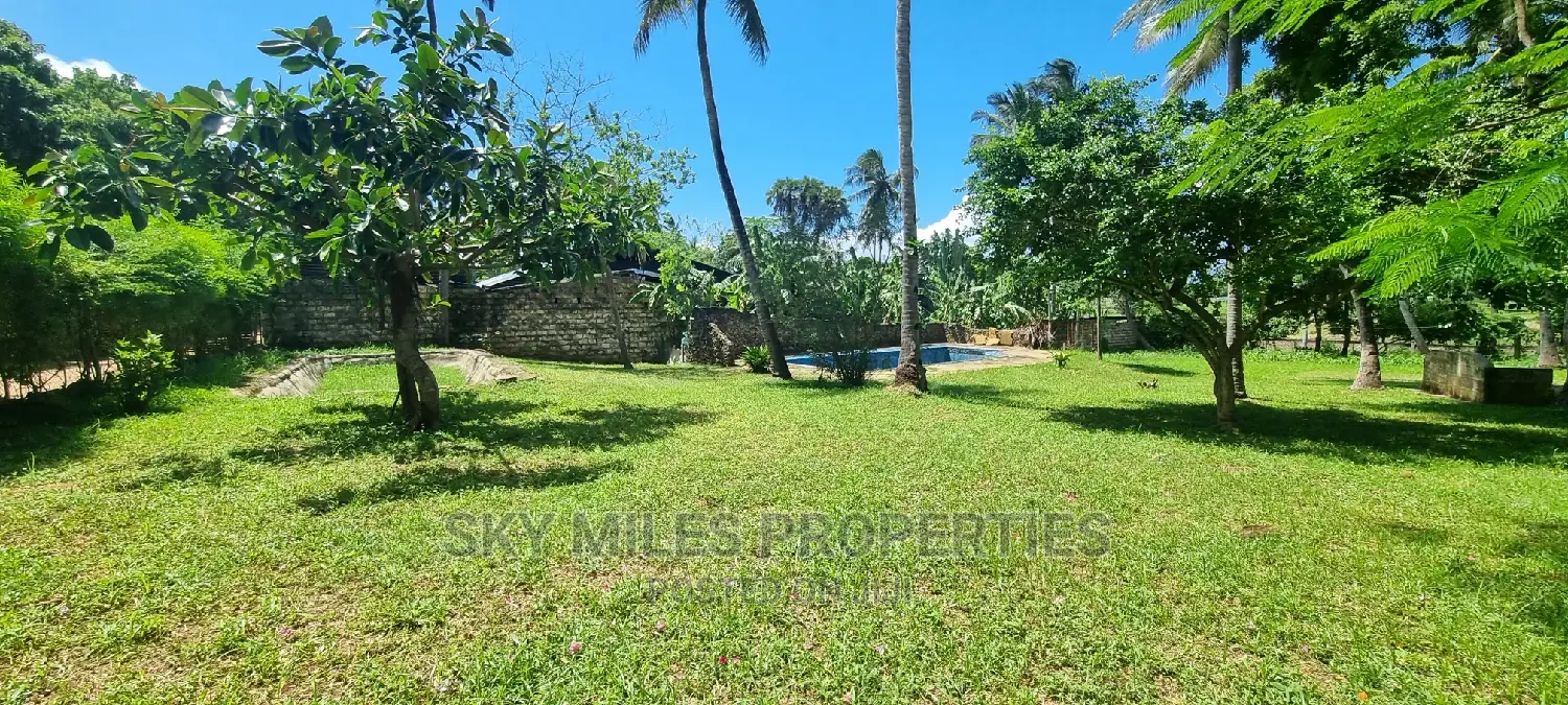 3bdrm Maisonette in Bokoboko, Kikambala for Sale