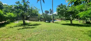 3bdrm Maisonette in Bokoboko, Kikambala for Sale