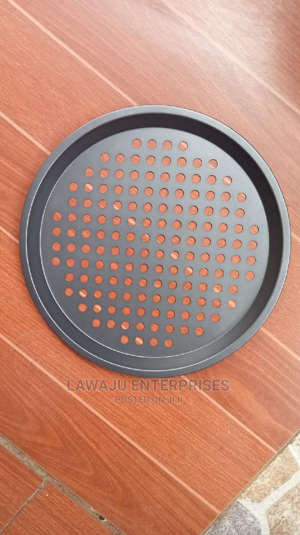 30cm Perforated Pizza Pan - Perfect for Making Pizza - main view