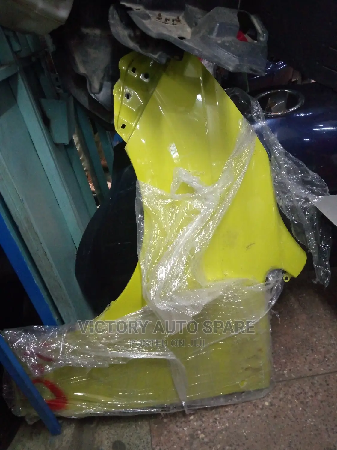 Toyota Spade Wing/Fender 2012-2014