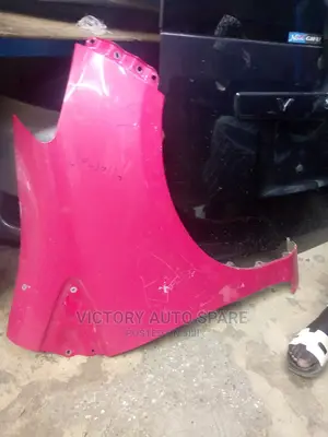 Vitz Wing/Fender 2011-2014
