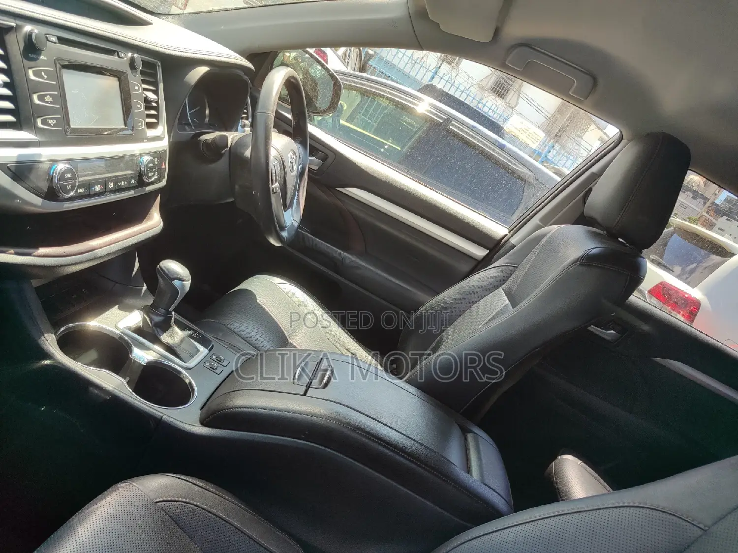 Toyota Kluger 2016 Silver