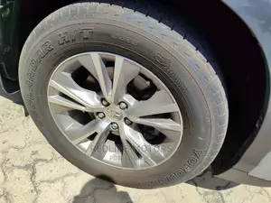 Toyota Kluger 2016 Silver