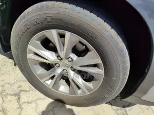 Toyota Kluger 2016 Silver