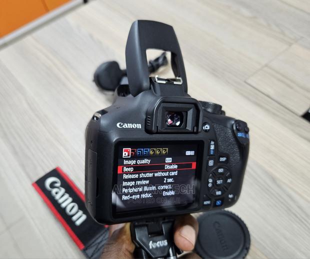 Canon EOS 2000D DSLR Camera With 18-55mm Lens (Black) - thumbnail 3