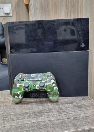 Sony Playstation 4 Standard Edition Preowned - main view