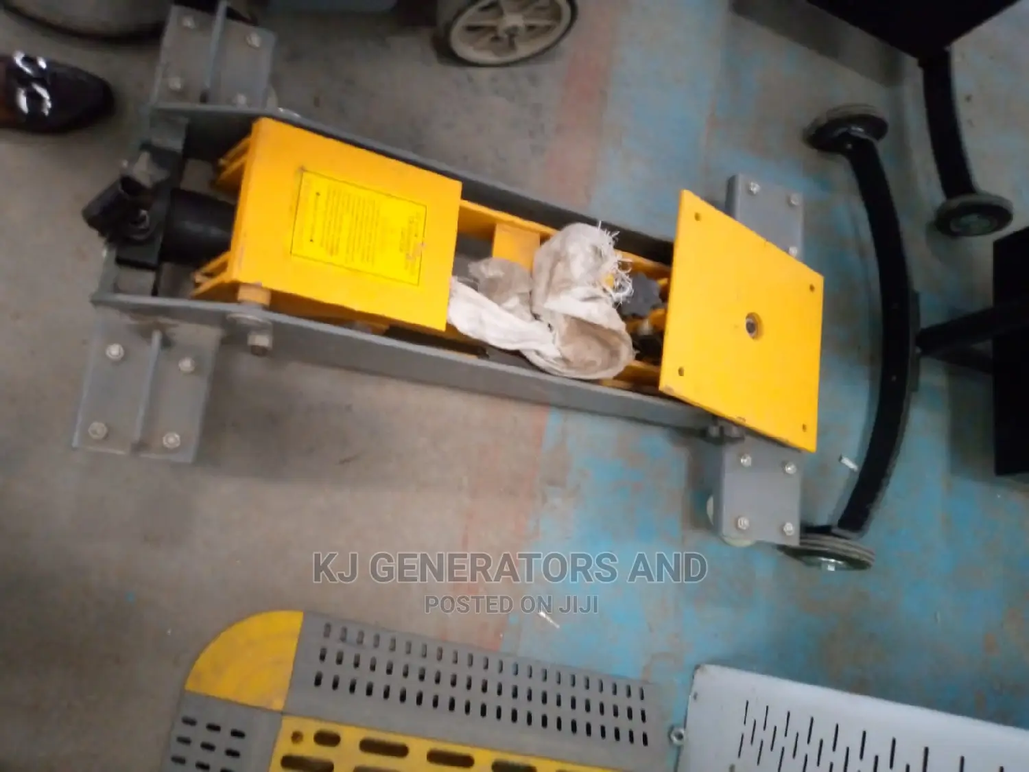 Gear Box Change Machine