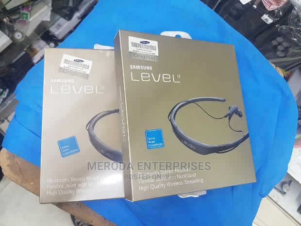 Samsung Level U Bluetooth Headsets - main view